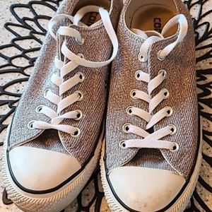 Converse *silver metallic* Size 8 , EU 39  thick material